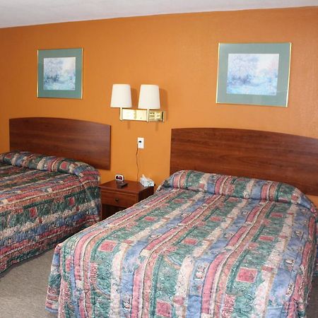 Budget Inn Oskaloosa Eksteriør billede
